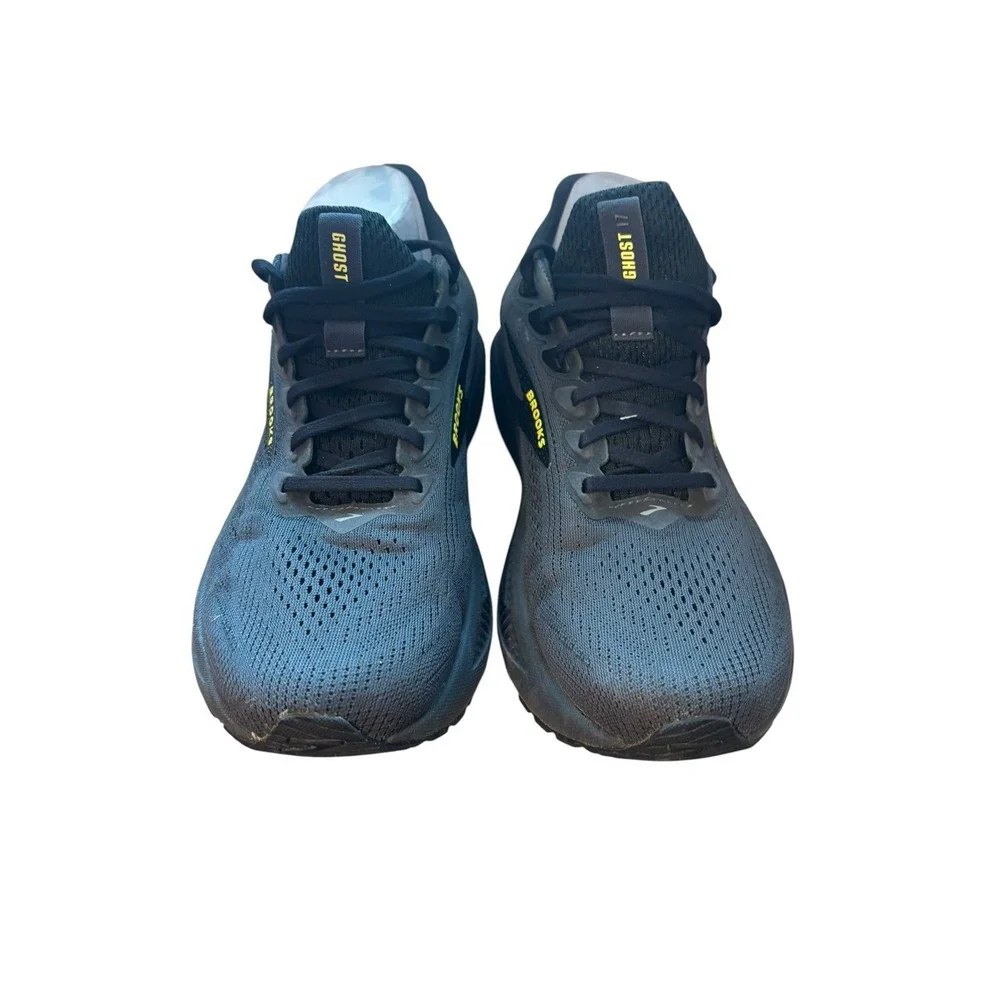 Brooks ghost 17
